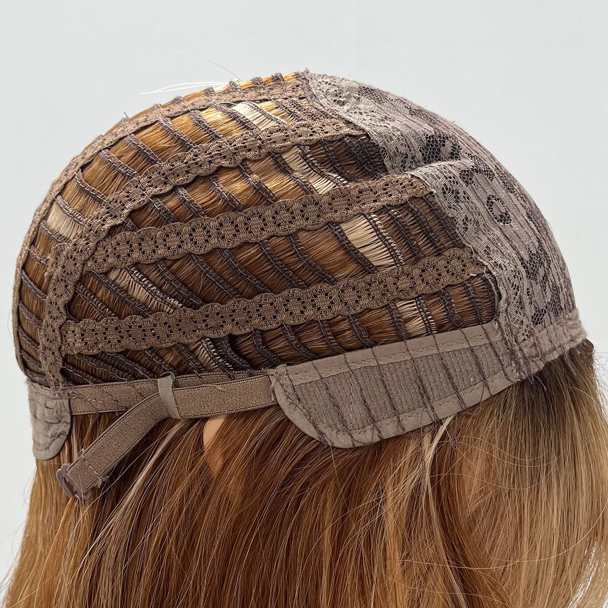 Peluca Premium 66 centímetro Oro Café/Rubio BalayageFrisado/Crespo ,Flequillo Incluido . Natural Para Fiestas,Viajes y Diario ENVÍO GRATIS